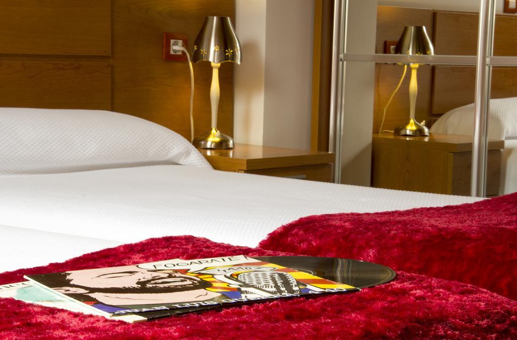 Apartamentos Cean Bermudez Gijon Luaran gambar