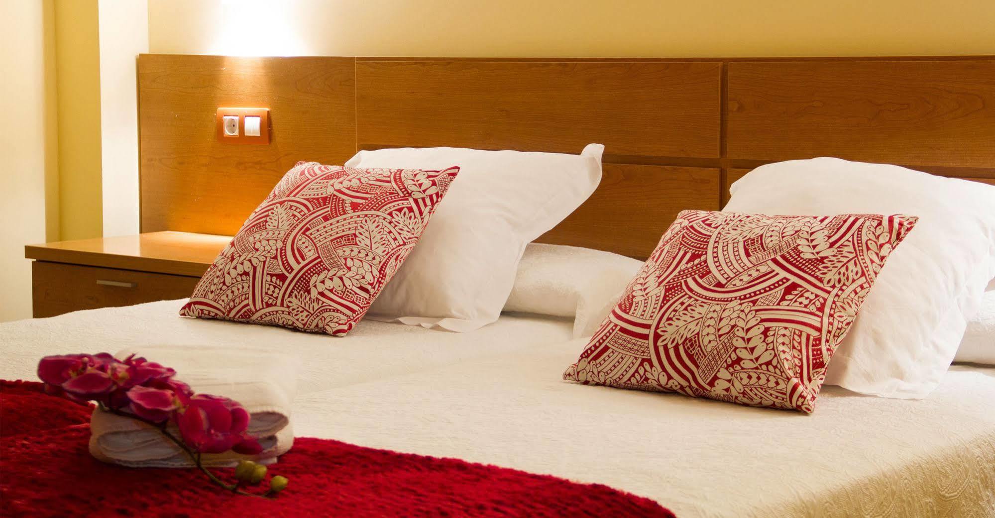 Apartamentos Cean Bermudez Gijon Luaran gambar